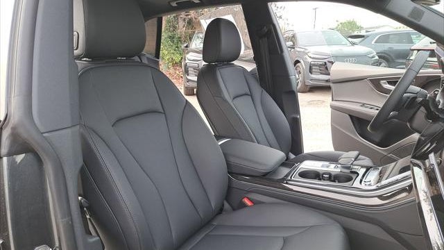 2026 Audi Q8 quattro Premium Plus 55 TFSI
