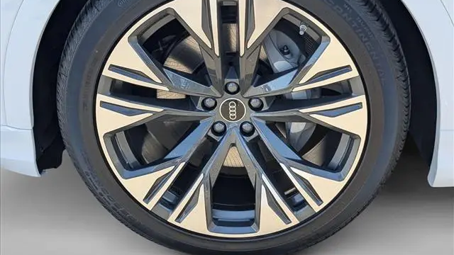 2026 Audi Q8 quattro Premium Plus 55 TFSI