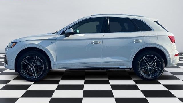 2021 Audi Q5 e quattro Prestige 55 TFSI
