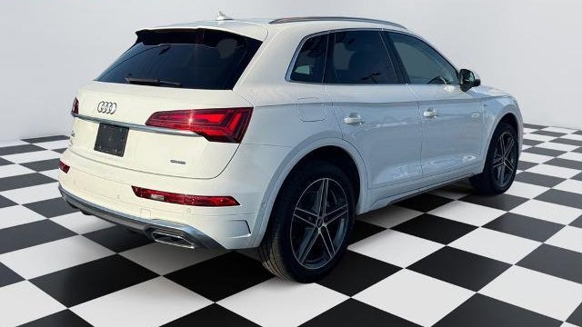 2021 Audi Q5 e quattro Prestige 55 TFSI
