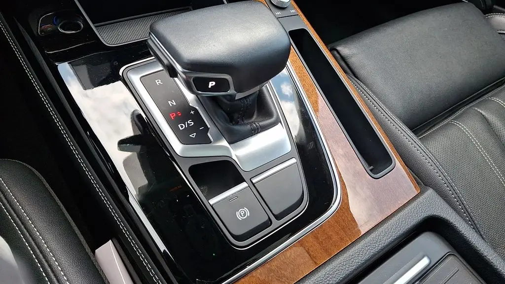 2023 Audi Q5 quattro S line Prestige 45 TFSI