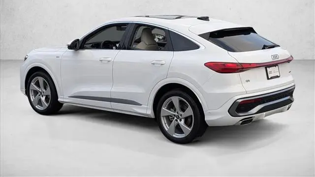 2025 Audi Q5 Sportback quattro Prestige TFSI