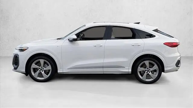 2025 Audi Q5 Sportback quattro Prestige TFSI