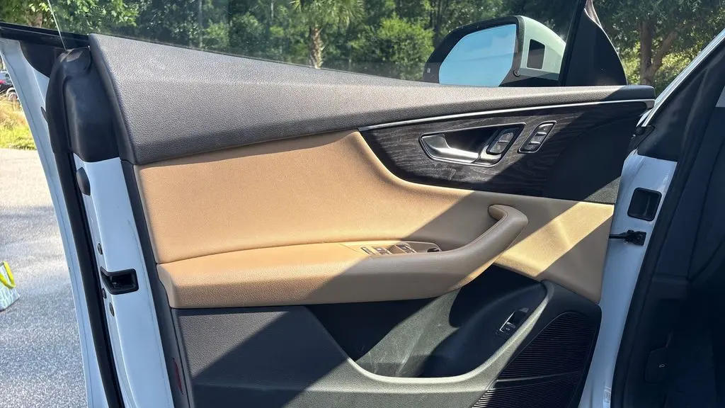 2021 Audi Q8 quattro Prestige 55 TFSI