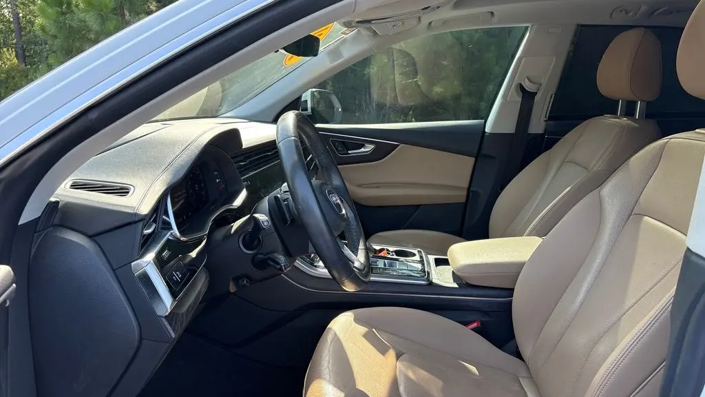 2021 Audi Q8 quattro Prestige 55 TFSI