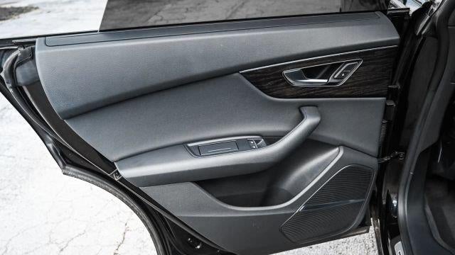 2019 Audi Q8 quattro Prestige 55 TFSI