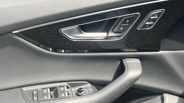 2021 Audi Q8 quattro Prestige 55 TFSI
