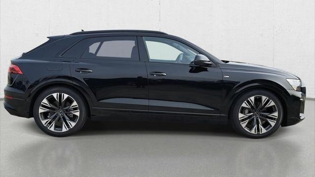 2026 Audi Q8 quattro Prestige 55 TFSI