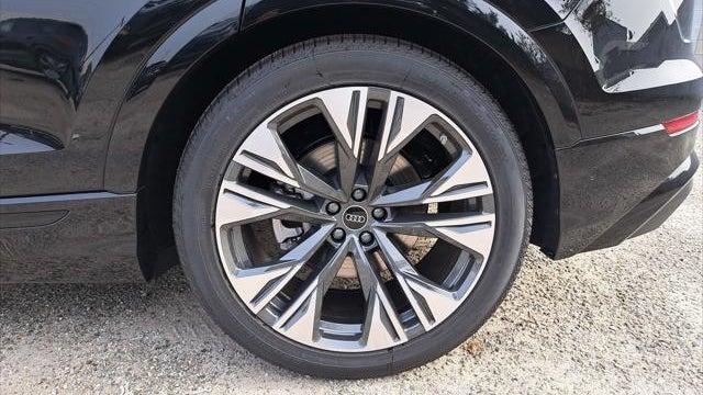 2026 Audi Q8 quattro Prestige 55 TFSI