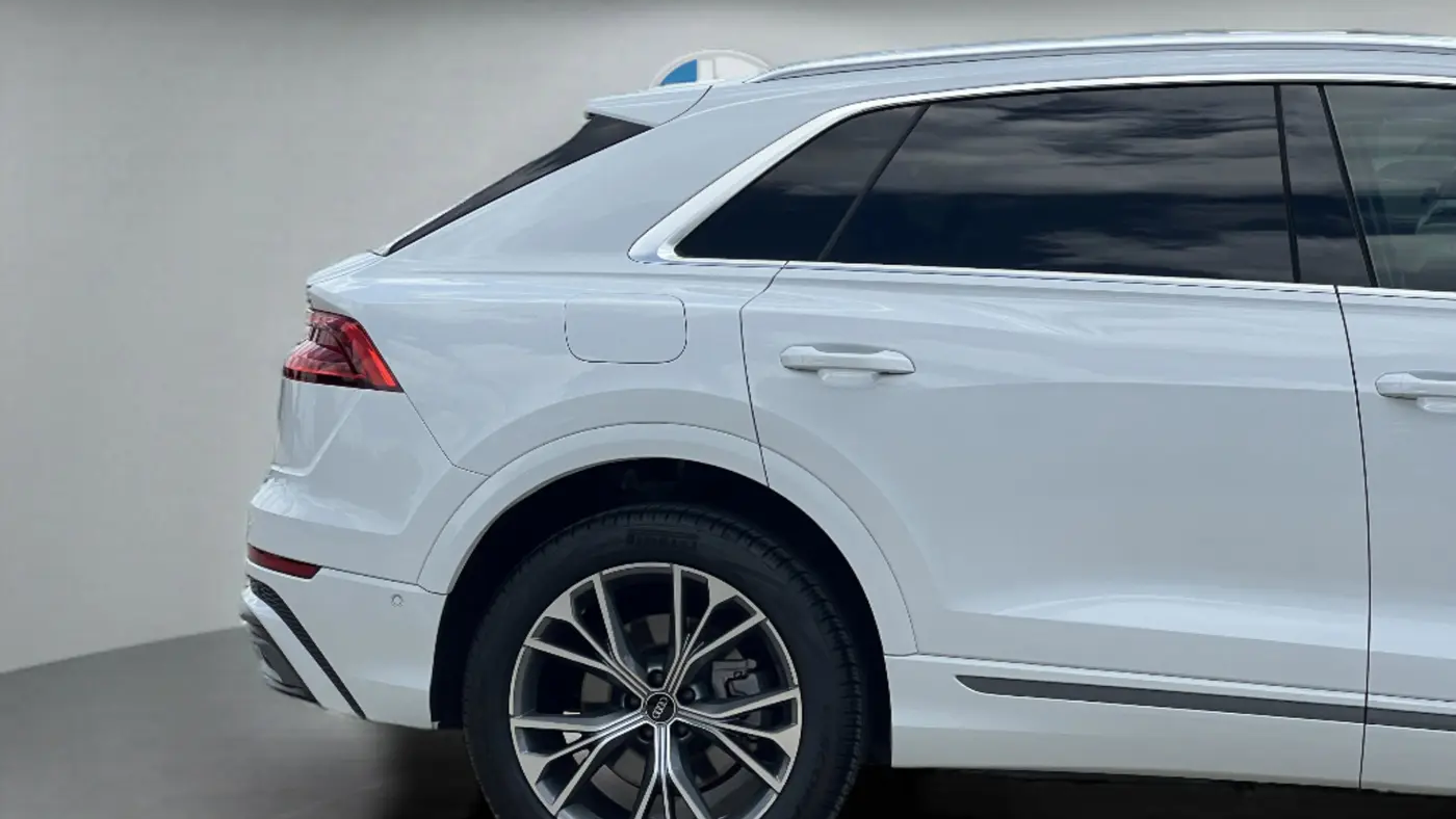 2023 Audi Q8 quattro Prestige 55 TFSI