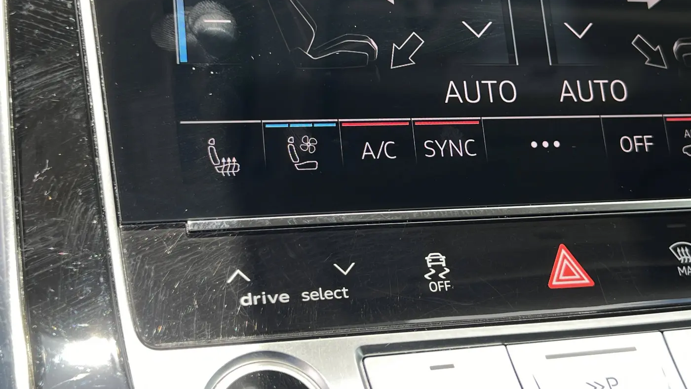 2023 Audi Q8 quattro Prestige 55 TFSI