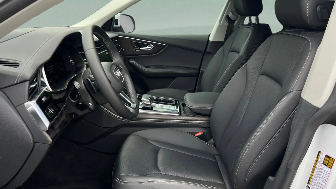 2023 Audi Q8 quattro Prestige 55 TFSI