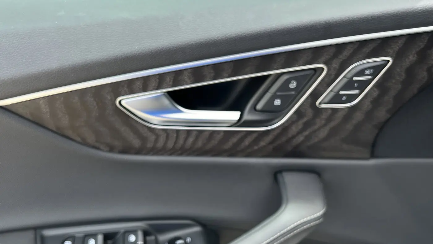2023 Audi Q8 quattro Prestige 55 TFSI