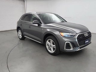 2022 Audi Q5 with Daytona Gray Pearl Effect Exterior