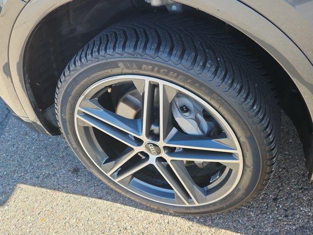 2022 Audi Q5 - $25,501