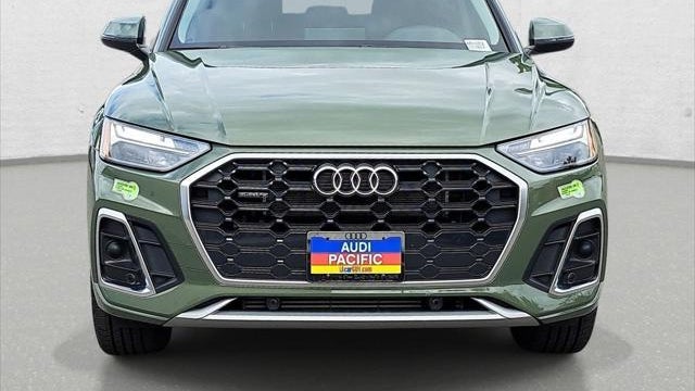 2023 Audi Q5 e quattro S line Premium 55 TFSI