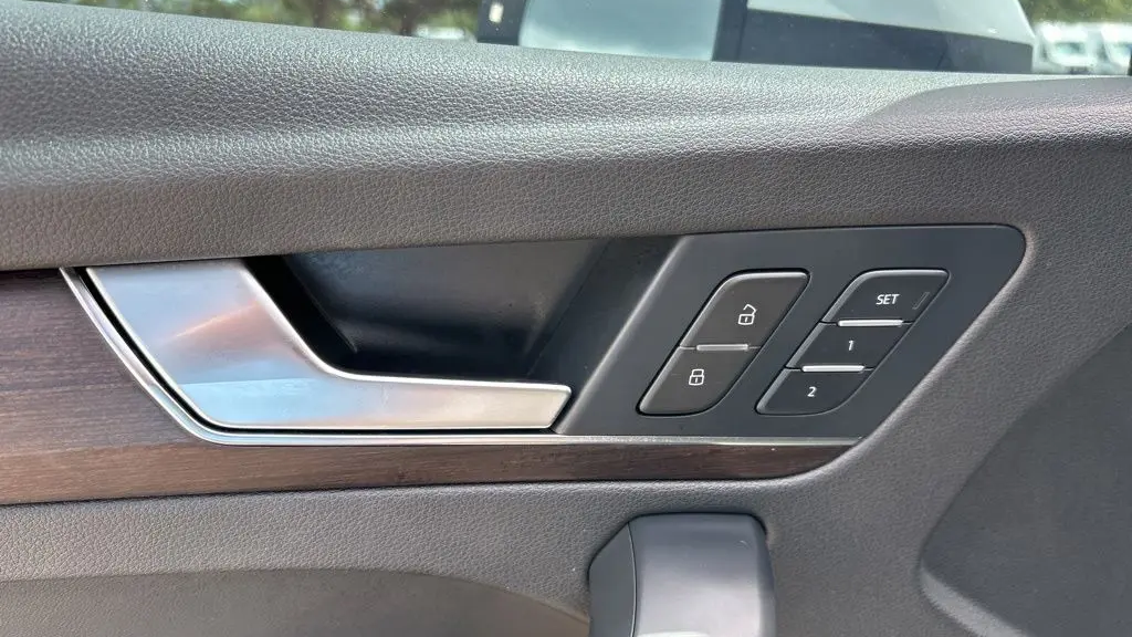 2023 Audi Q5 quattro S line Premium 45 TFSI