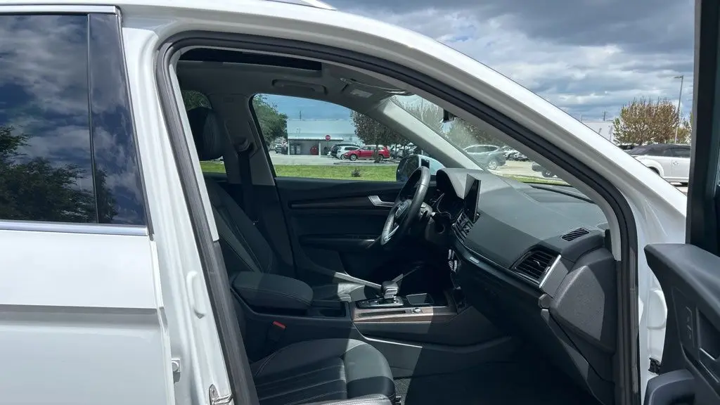 2023 Audi Q5 quattro S line Premium 45 TFSI