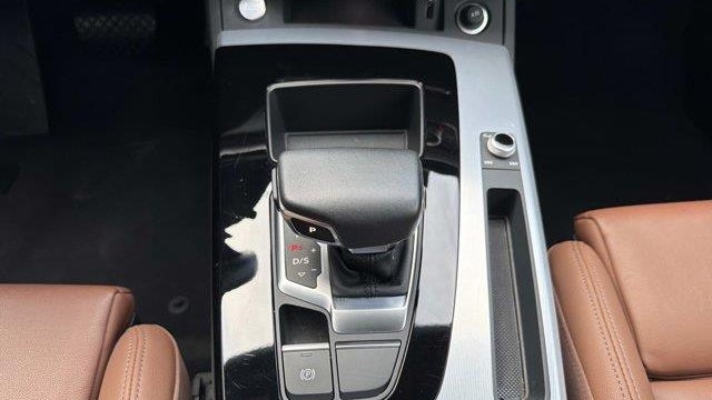 2025 Audi Q5 quattro S line Premium 45 TFSI