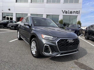 2023 Audi Q5 with Daytona Gray Pearl Effect Exterior