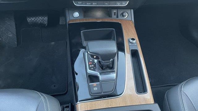 2023 Audi Q5 quattro S line Premium 45 TFSI