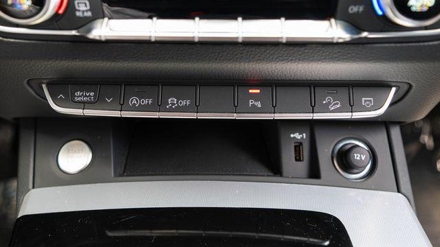 2024 Audi Q5 quattro S line Premium 45 TFSI