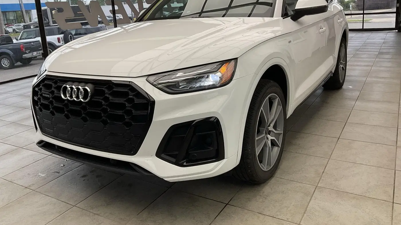 2025 Audi Q5 quattro S line Premium 45 TFSI