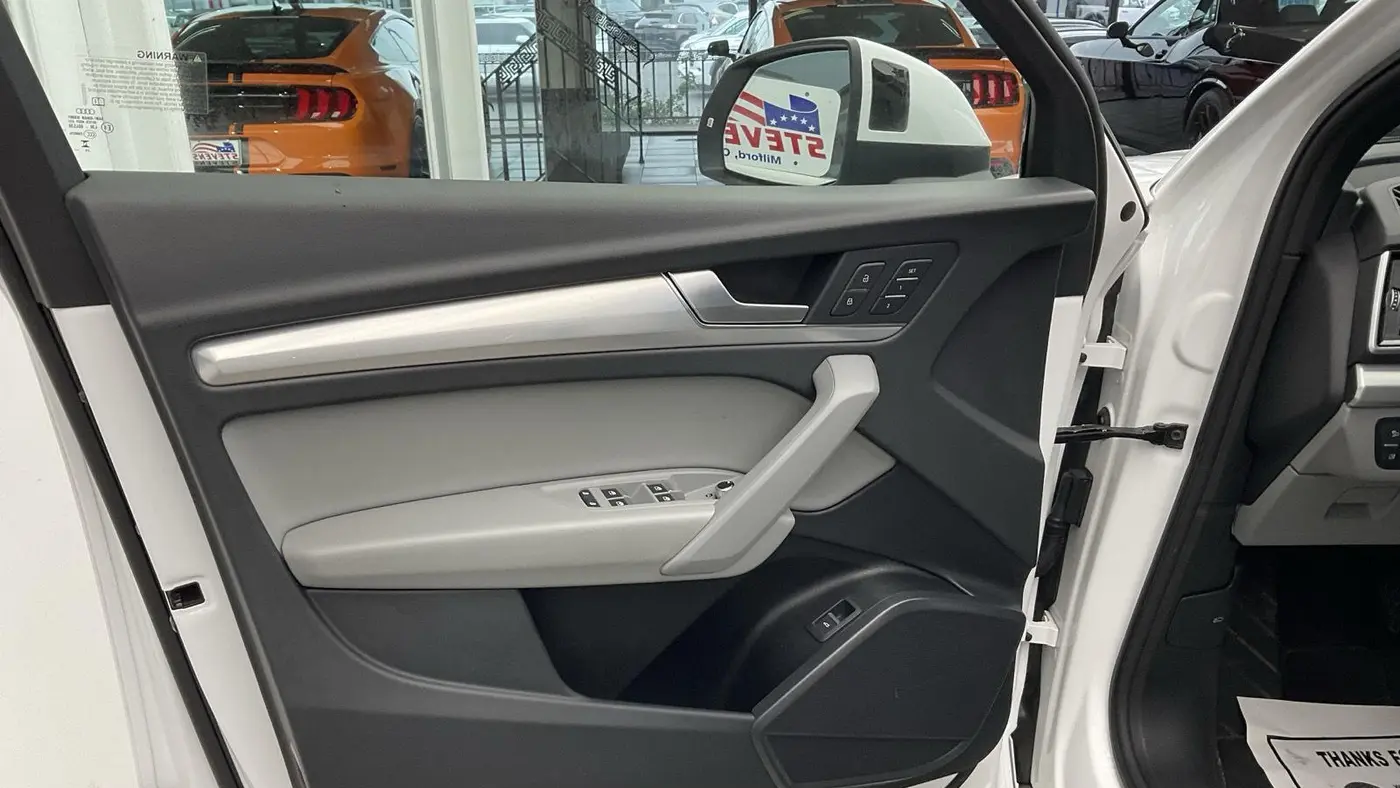 2025 Audi Q5 quattro S line Premium 45 TFSI