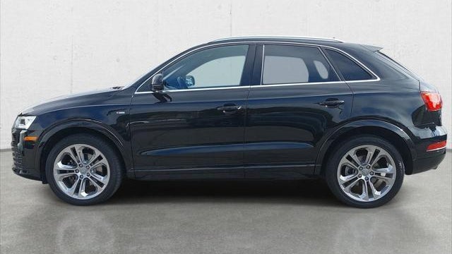 2018 Audi Q3 2.0T quattro Premium Plus