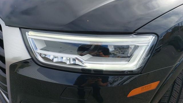 2018 Audi Q3 2.0T quattro Premium Plus