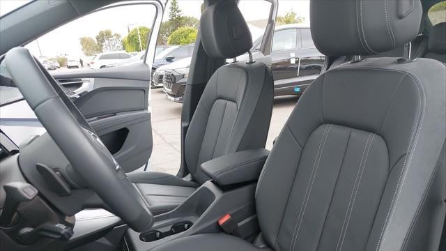 2025 Audi Q4 e-tron quattro Premium 55