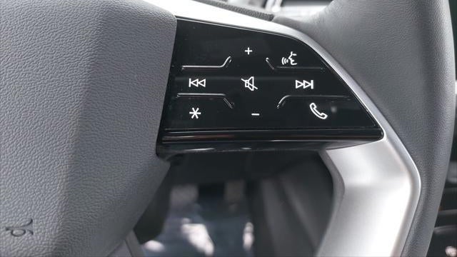2025 Audi Q4 e-tron quattro Premium 55