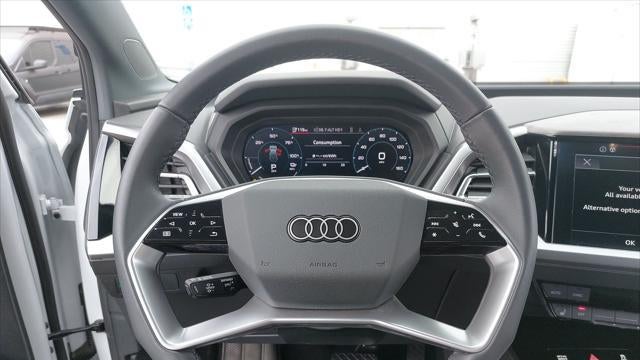 2025 Audi Q4 e-tron quattro Premium 55