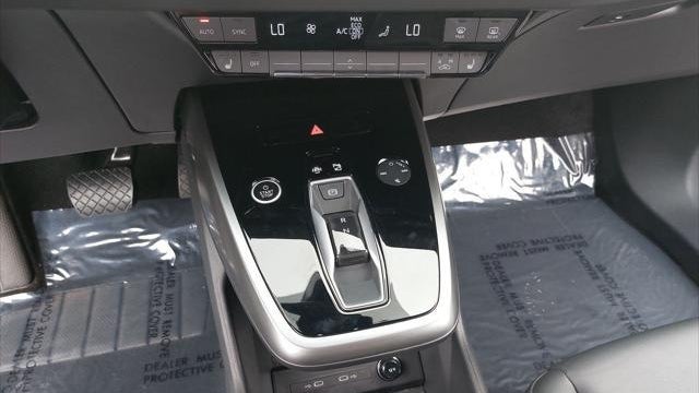 2025 Audi Q4 e-tron quattro Premium 55