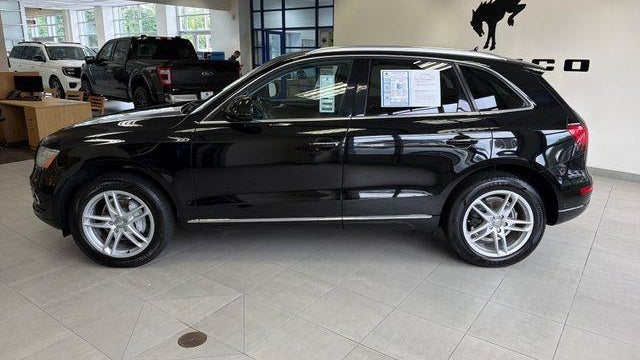 2017 Audi Q5 2.0T quattro Premium Plus