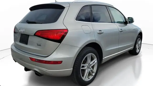 2017 Audi Q5 2.0T quattro Premium Plus