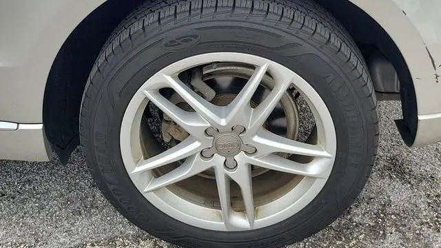 2017 Audi Q5 2.0T quattro Premium Plus