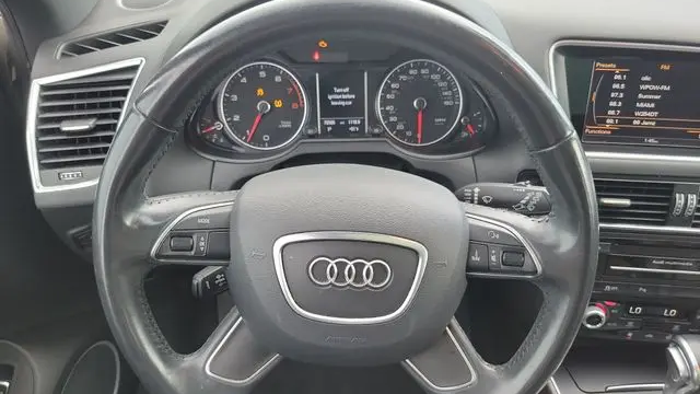2017 Audi Q5 2.0T quattro Premium Plus