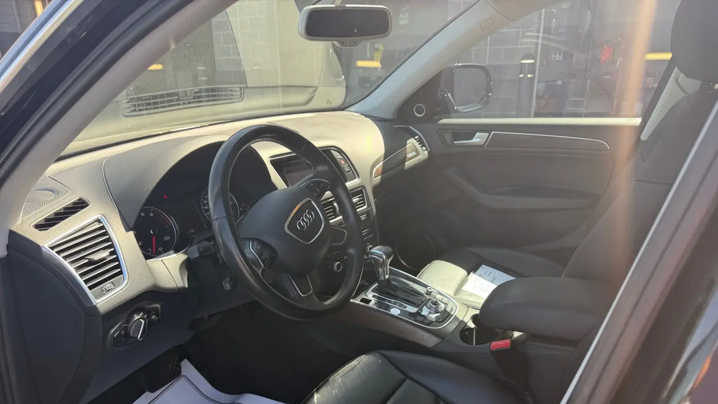 2017 Audi Q5 2.0T quattro Premium Plus
