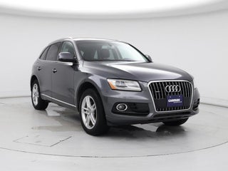2017 Audi Q5 with Daytona Gray Pearl Effect Exterior