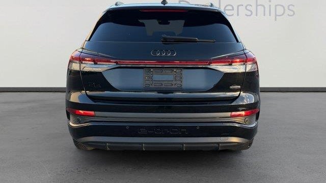 2022 Audi Q4 e-tron quattro Premium Plus 50