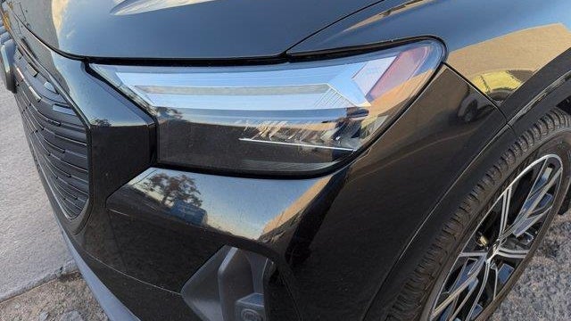 2022 Audi Q4 e-tron quattro Premium Plus 50