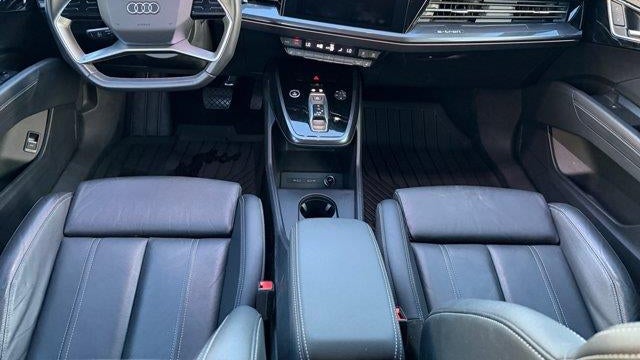 2022 Audi Q4 e-tron quattro Premium Plus 50