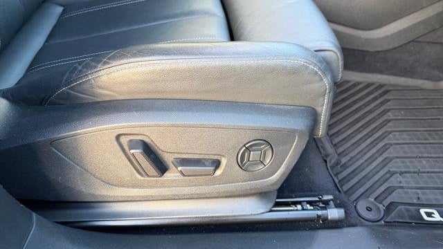 2022 Audi Q4 e-tron quattro Premium Plus 50