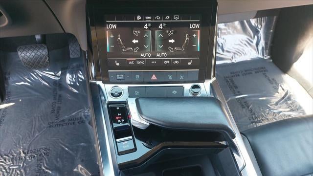 2023 Audi Q4 e-tron quattro Premium Plus 50