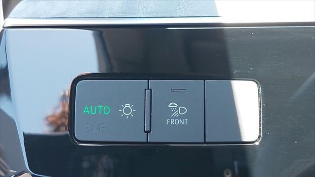 2023 Audi Q4 e-tron quattro Premium Plus 50