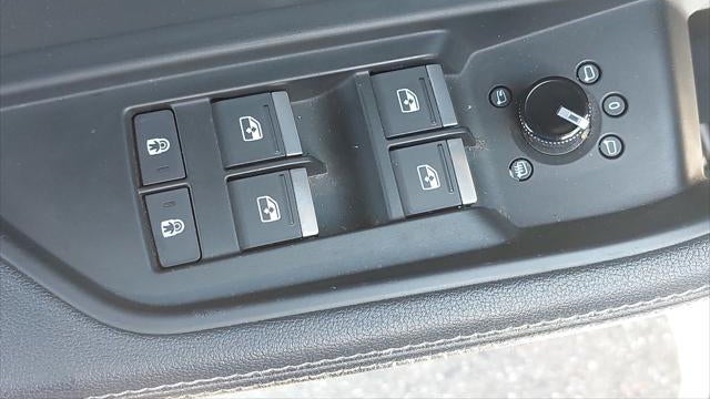 2023 Audi Q4 e-tron quattro Premium Plus 50