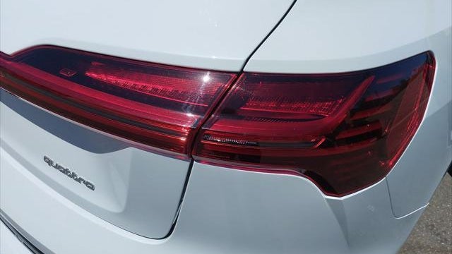 2023 Audi Q4 e-tron quattro Premium Plus 50