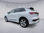 2023 Q4 e-tron Thumbnail 3