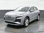 2023 Q4 e-tron Thumbnail 1